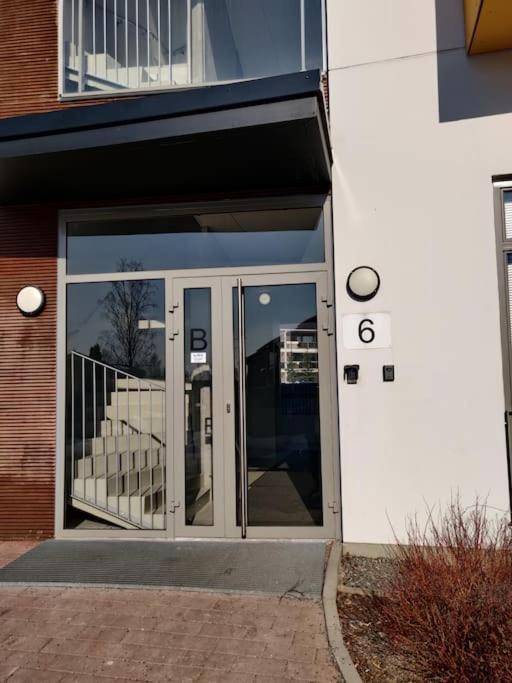 Cozy Penthouse Loft - Near The Airport Apartamento Vantaa Exterior foto